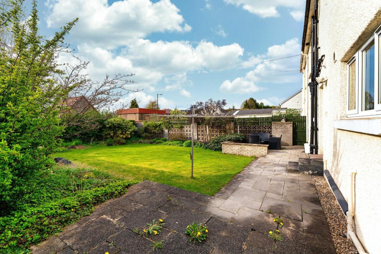 New Four Bedroom House - All Rooms Ensuite Stirling Bagian luar foto
